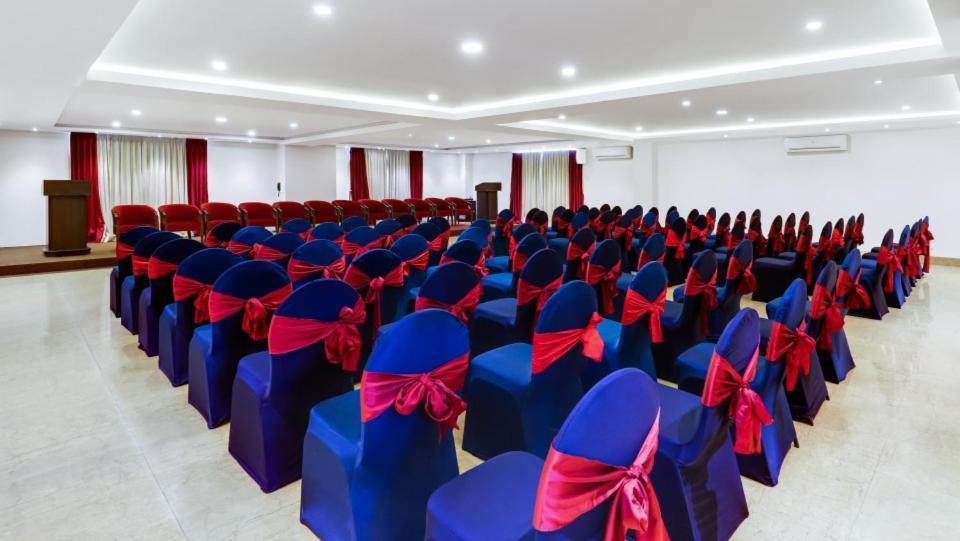 Sobralia Casino Resort & Spa Namchi Экстерьер фото