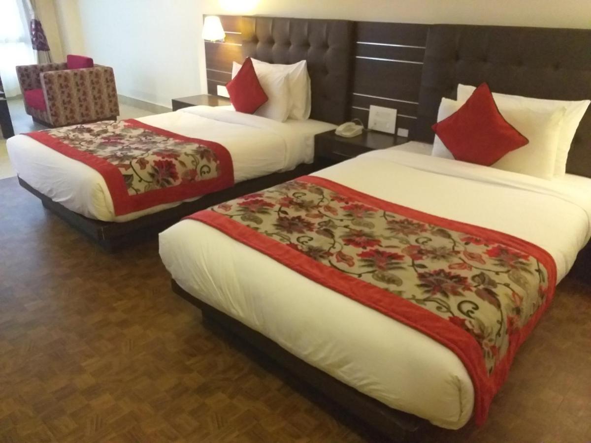 Sobralia Casino Resort & Spa Namchi Экстерьер фото