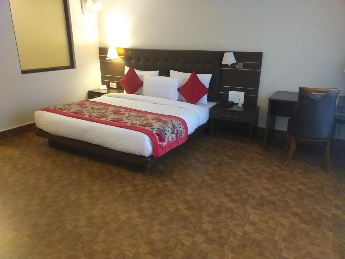 Sobralia Casino Resort & Spa Namchi Экстерьер фото