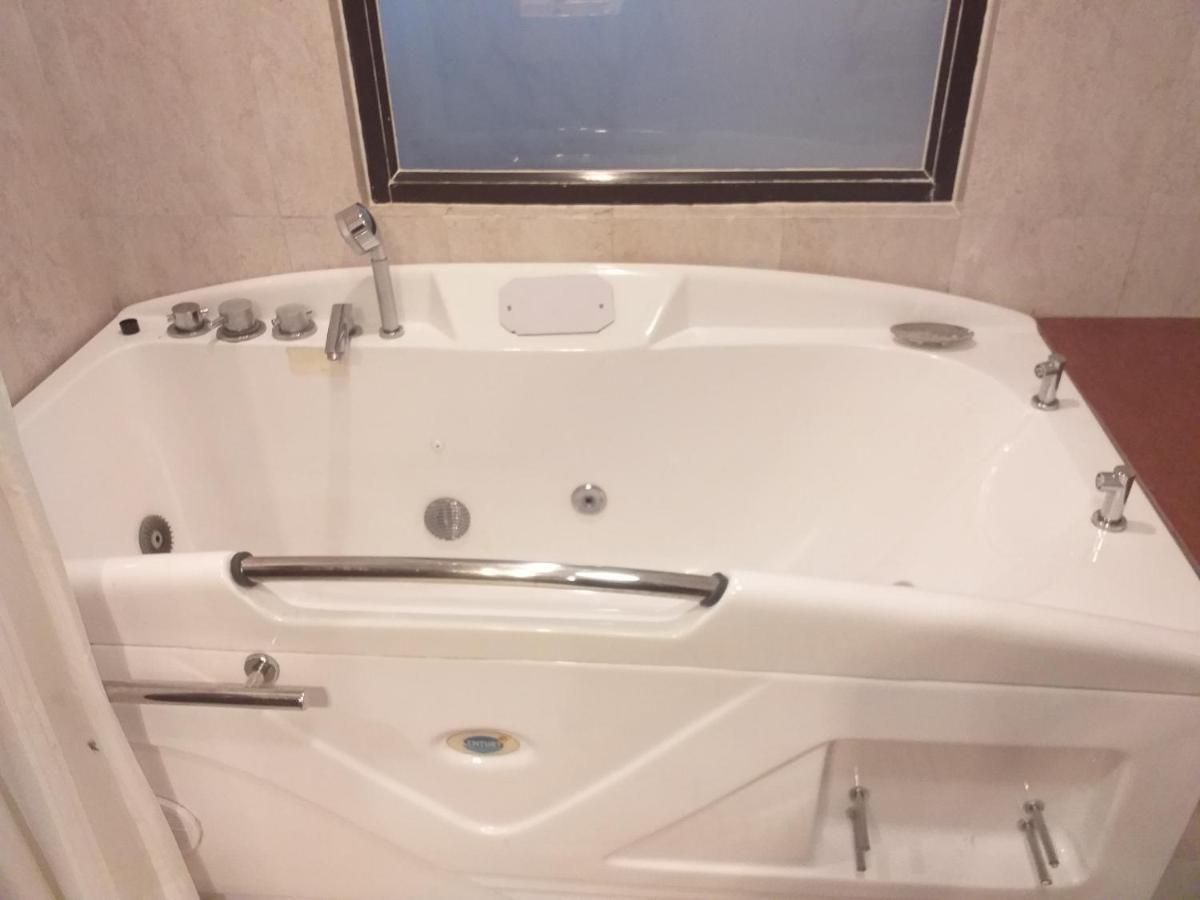 Sobralia Casino Resort & Spa Namchi Экстерьер фото