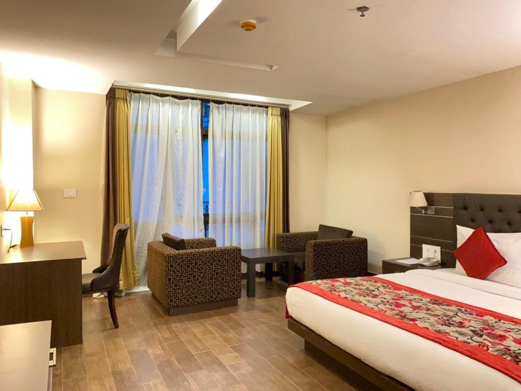 Sobralia Casino Resort & Spa Namchi Экстерьер фото